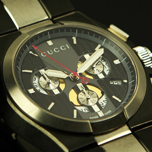 GUCCI 구찌 블랙판 남성시계 W.E.B