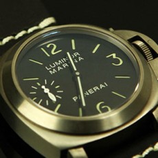 Panerai Luminor Marina No.2242 시계