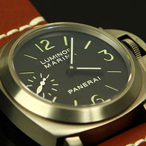 Panerai Luminor Marina No.2243 시계