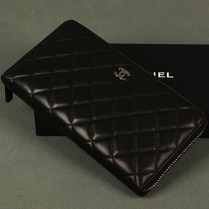 CHANEL 샤넬 여성 지퍼 장지갑 777 램스킨 블랙