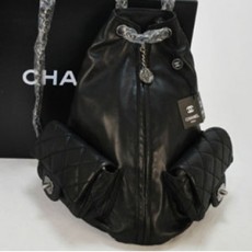CHANEL 샤넬 1120 여성백팩 커스텀급(산다라박 백팩)