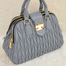 MIUMIU 미우미우 금속버클 여성가방