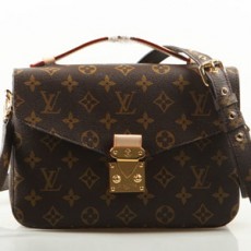 LOUIS VUITTON 루이비통 모노그램 포쉐트 메티스 M40780