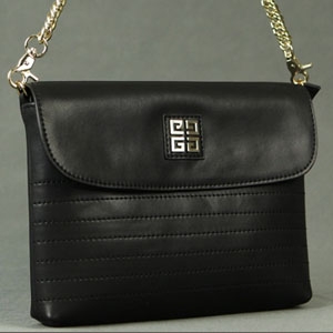 GIVENCHY 지방시 클러치백
