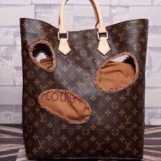 LOUIS VUTITON 루이비통 강아지백 M40011