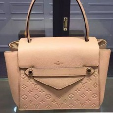 LOUIS VUITTON 루이비통 M50438 트로카데로 커스텀급
