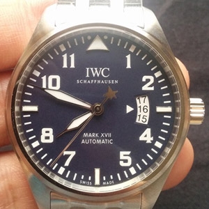 IWC 아이더블유씨 파일럿 마크17 어린왕자 에디션 IW326506