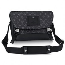 LOUIS VUITTON 루이비통 M40511 모노그램 이클립스 보야제 메신저PM 커스텀급
