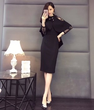 모스키노 스트라이프 긴팔 상의 지퍼 스커트 세트