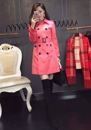 버버리 핑크 트렌치코트