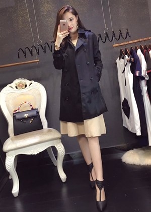 버버리 블랙 트렌치코트