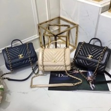 샤넬 카프스킨 V퀄팅 금장 토트백 체인크로스 커스텀