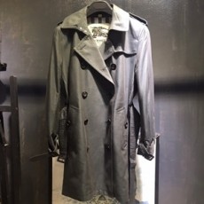 버버리 그레이 포켓 벨트 여성 트렌치코트