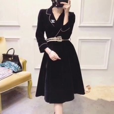샤넬 벨벳 화이트선 블랙 벨트 여성 원피스