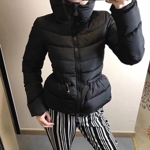 몽클레어 지퍼장식 블랙 퀄팅 여성 반패딩