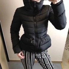 몽클레어 지퍼장식 블랙 퀄팅 여성 반패딩