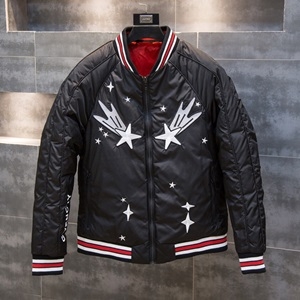 지방시 패치로고 삼선 양면디자인 남성 패딩점퍼