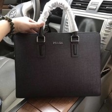 프라다 금속로고 지퍼 서류가방