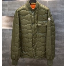 몽클레어 퀄팅 포켓 패치로고 카키 남성 패딩