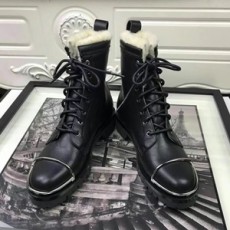 알렉산더왕 금속버클 블랙 미들힐 여성 쇼트부츠