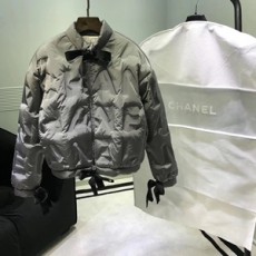 샤넬 코쿤 로고무늬 리본 여성 패딩