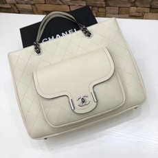 샤넬 퀄팅 포켓 CC로고 체인 토트백