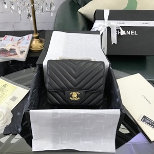 샤넬 V퀄팅 캐비어 A1115 클래식 플랩백 블랙 미니 커스텀