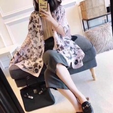 알렉산더 맥퀸 캐릭터 프린트 머플러