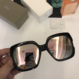 디올 금속로고 커플 선글라스