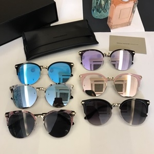 젠틀몬스터 캐릭터 로고 커플 선글라스