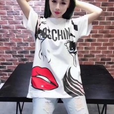 모스키노 캐릭터 프린트 화이트 여성 반팔티
