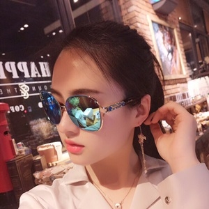 루이비통 큐빅 캐릭터 금속로고 여성 선글라스