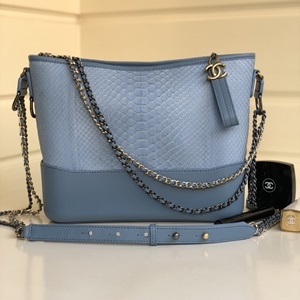 샤넬 가브리엘 호보백 뱀피 스카이 체인 숄더백 커스텀