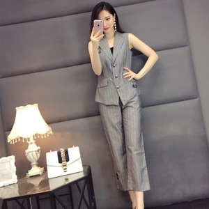 디올 스트라이프 민소매 조끼 8부바지