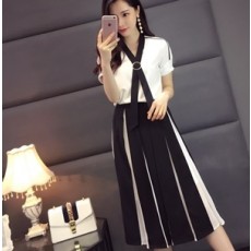 샤넬 리본장식 블라우스 스트라이프 치마
