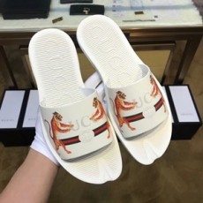 구찌 타이가 캐릭터 화이트 남성 슬리퍼