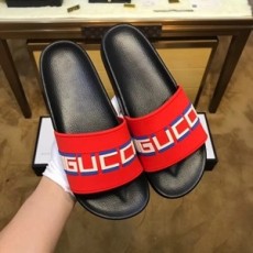 구찌 캐릭터 로고 남성 슬리퍼