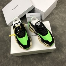 발렌시아가 트리플S 업뎃버젼 블랙형광 커플 슈즈