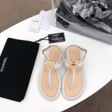 샤넬 꼬임가죽 CC로고 여성 쪼리