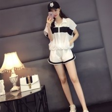 모스키노 투톤 반팔 상의 반바지