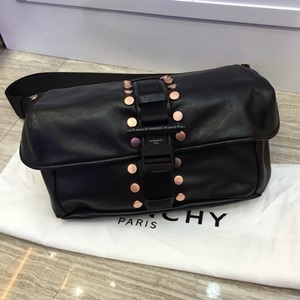 지방시 벨트버클 블랙 가죽 지퍼 힙색 커스텀