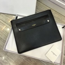 지방시 캐릭터 블랙 지퍼 클러치백