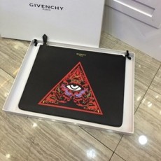 지방시 로고 캐릭터 블랙 지퍼 클러치백