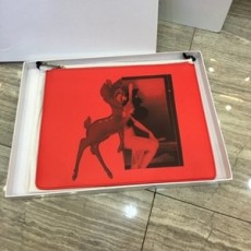 지방시 로고 캐릭터 지퍼 클러치백