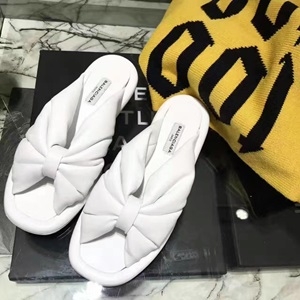 발렌시아가 가죽 리본디자인 여성 슬리퍼
