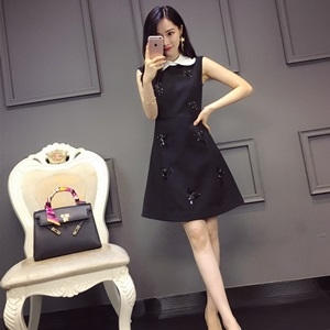미우미우 플라워 자수 카라 민소매 원피스