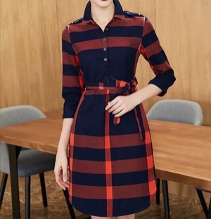 버버리 체크무늬 카라 긴팔 벨트 원피스