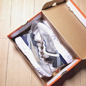 Nike Upcoming React Element 87 그레이 커플 슈즈