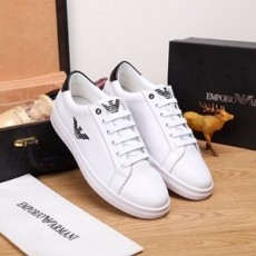 알마니 캐릭터 로고 화이트 남성 슈즈