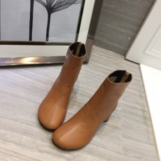 셀린느 가죽 지퍼 여성 쇼트부츠